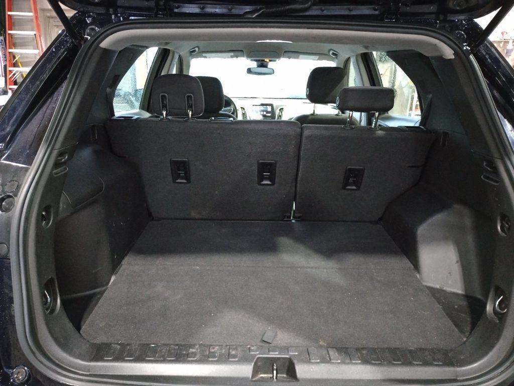 used 2020 Chevrolet Equinox car, priced at $13,000