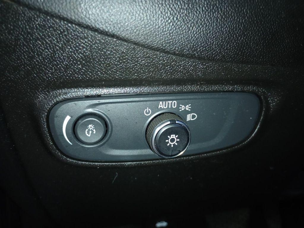 used 2020 Chevrolet Equinox car, priced at $13,000