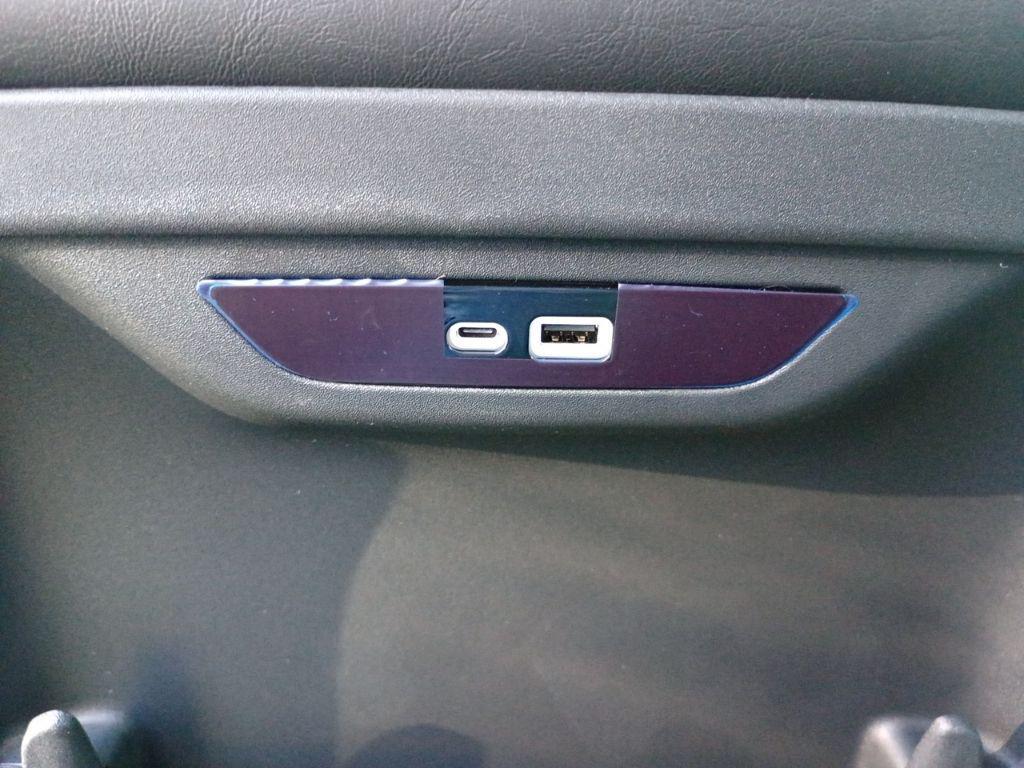 new 2026 Chrysler Pacifica car, priced at $37,283