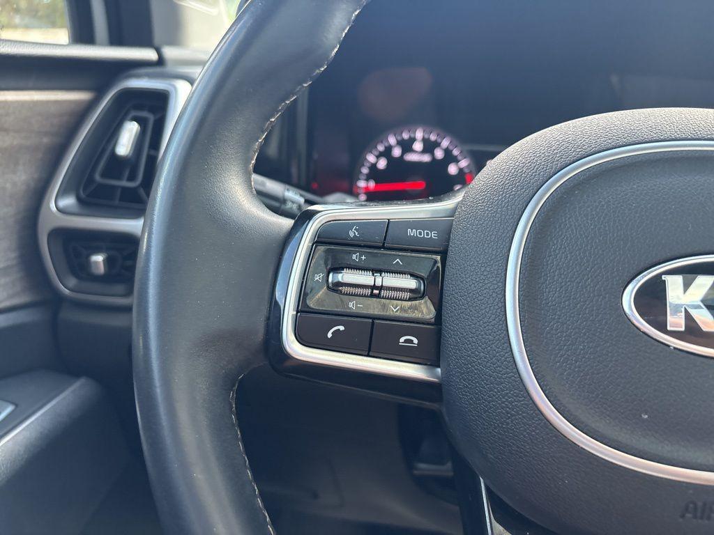 used 2021 Kia Sorento car, priced at $19,987