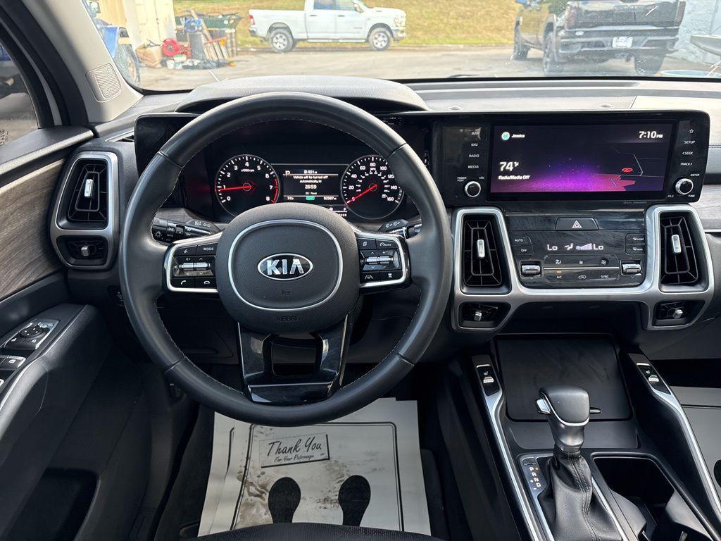 used 2021 Kia Sorento car, priced at $19,987
