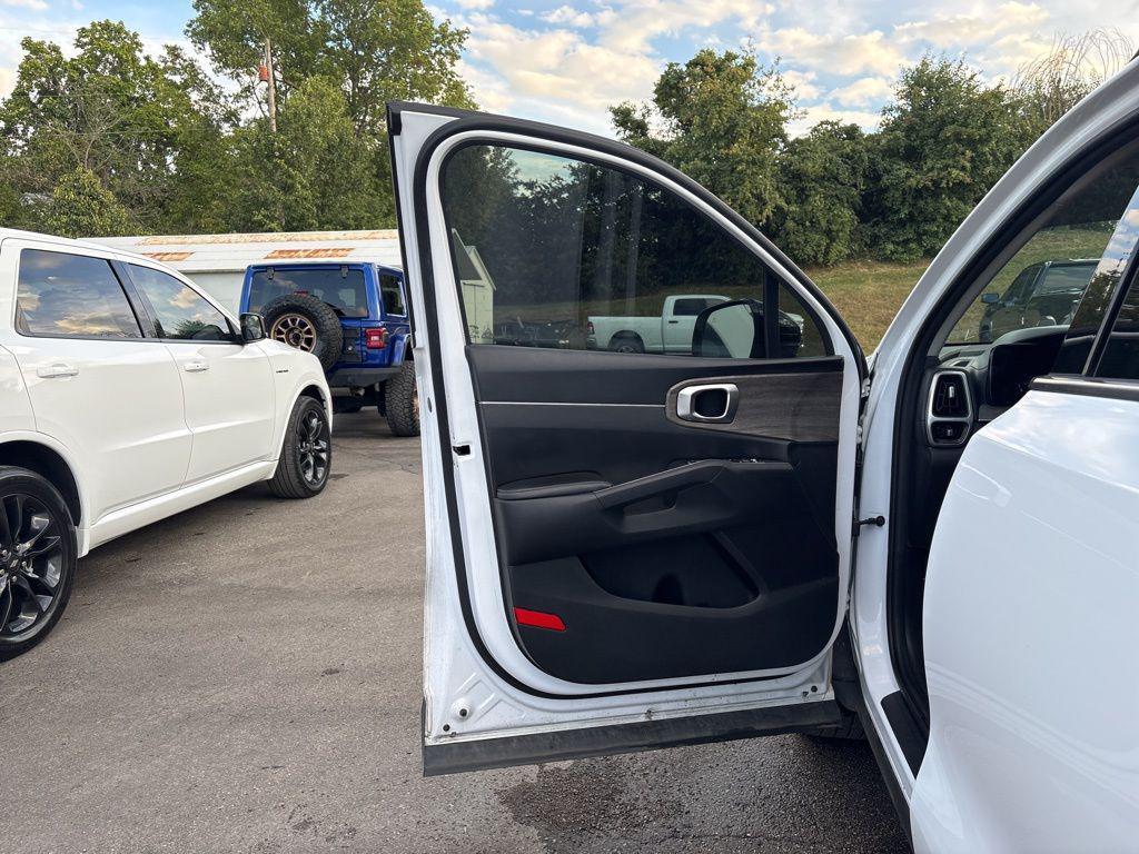used 2021 Kia Sorento car, priced at $19,987