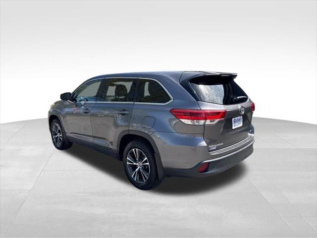 used 2019 Toyota Highlander car, priced at $18,742