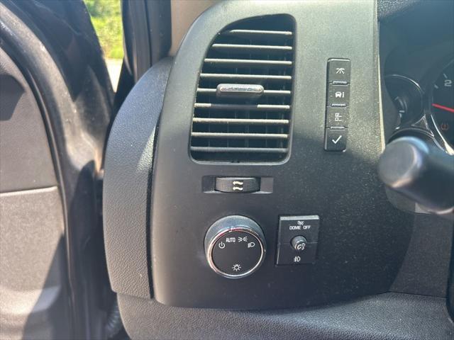 used 2009 Chevrolet Silverado 1500 car, priced at $5,999