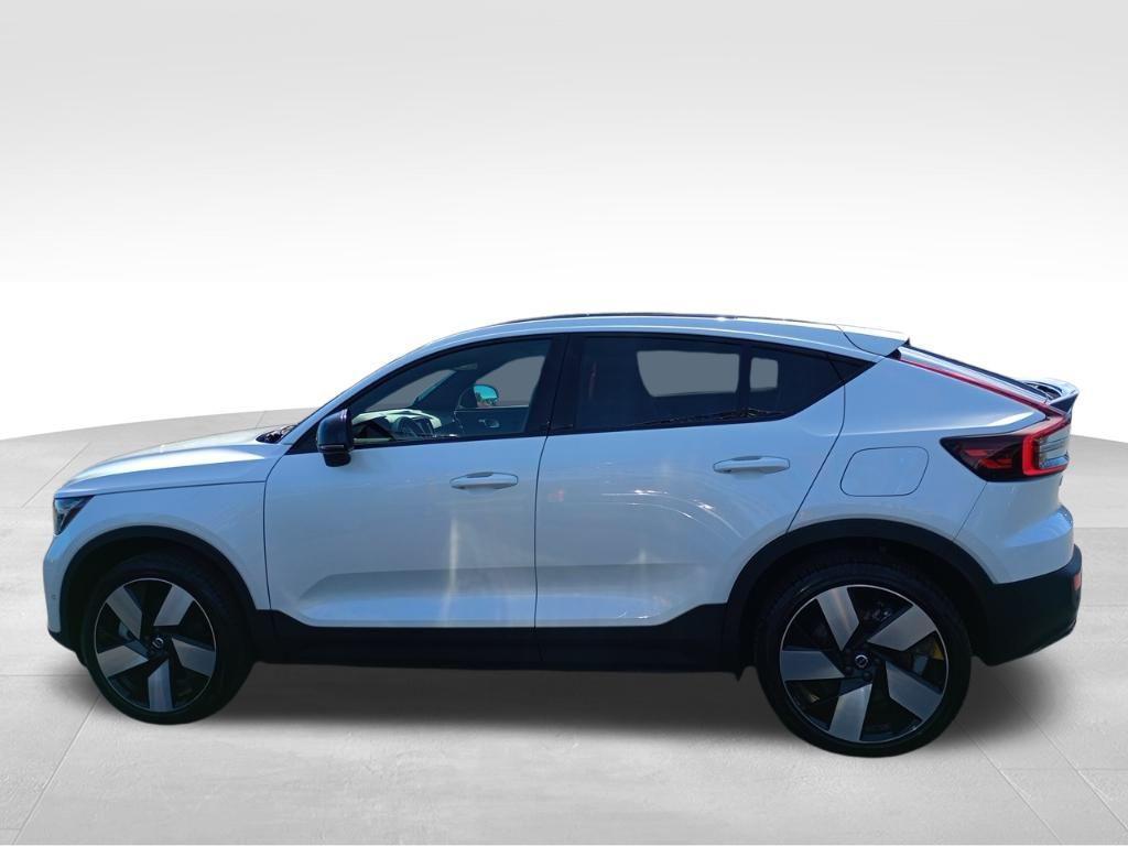 used 2024 Volvo C40 Recharge Pure Electric car, priced at $29,999
