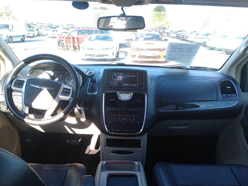 used 2014 Chrysler Town & Country car, priced at $3,500