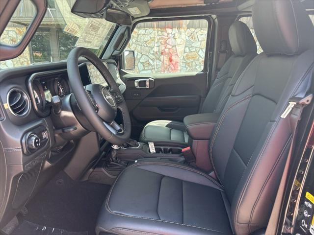 new 2025 Jeep Gladiator car, priced at $40,223