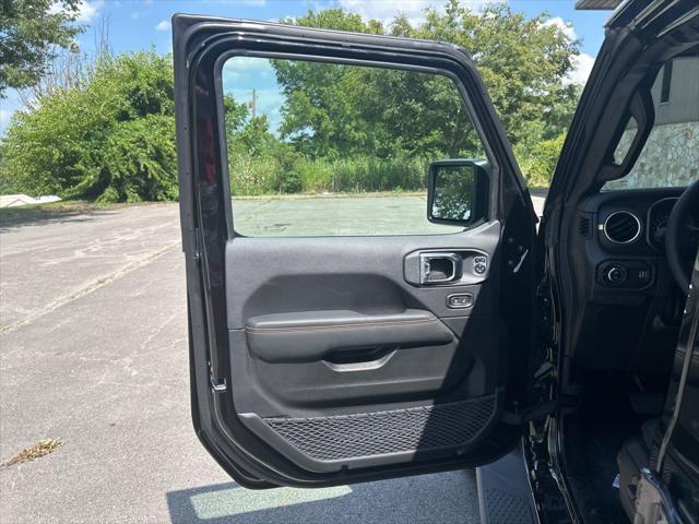 new 2025 Jeep Gladiator car, priced at $40,223