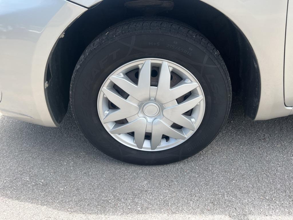 used 2004 Toyota Sienna car, priced at $3,998