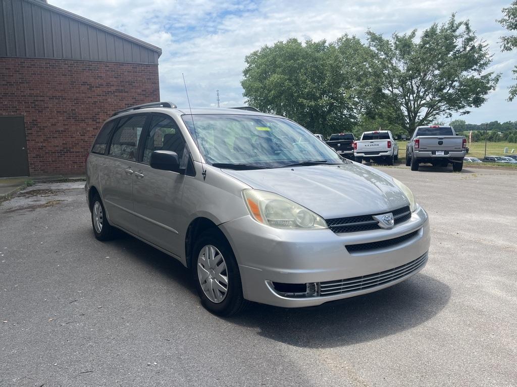 used 2004 Toyota Sienna car, priced at $3,998