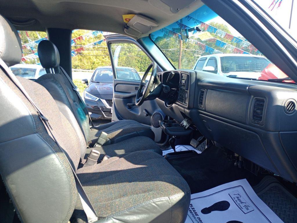 used 2000 Chevrolet Silverado 1500 car, priced at $3,999