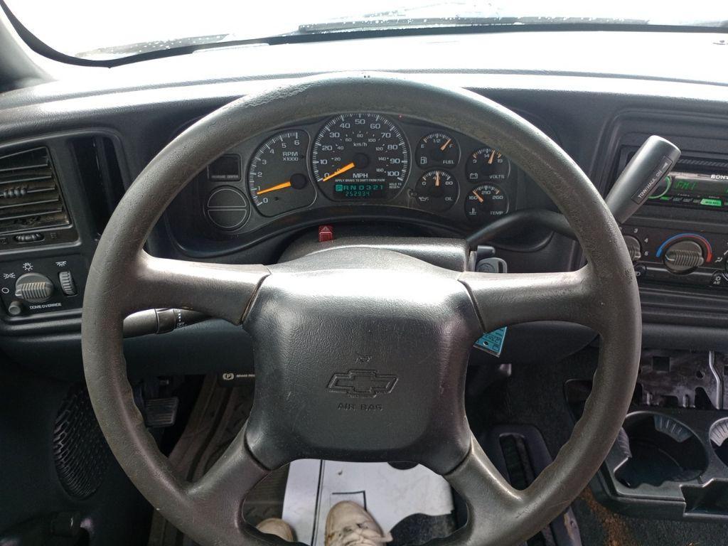 used 2000 Chevrolet Silverado 1500 car, priced at $3,999