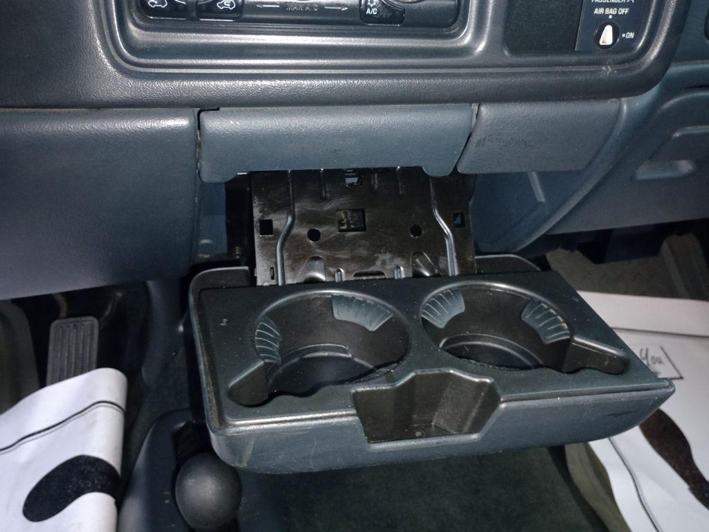 used 2000 Chevrolet Silverado 1500 car, priced at $3,999