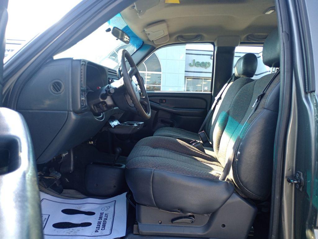 used 2000 Chevrolet Silverado 1500 car, priced at $3,999