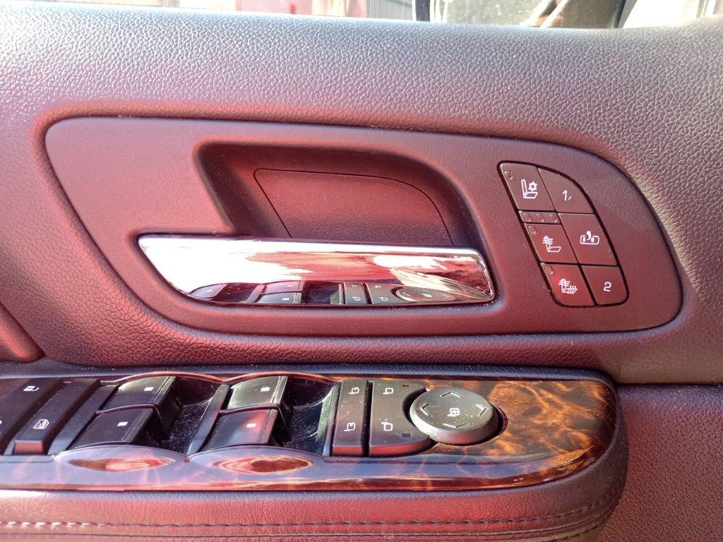 used 2011 GMC Yukon XL car, priced at $5,400