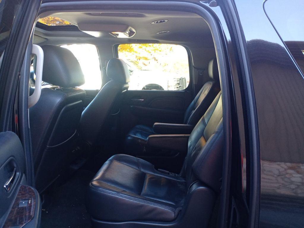 used 2011 GMC Yukon XL car, priced at $5,400