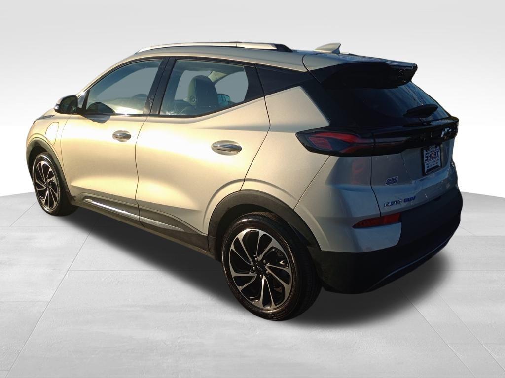 used 2022 Chevrolet Bolt EUV car, priced at $17,597