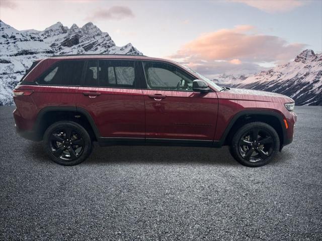 new 2025 Jeep Grand Cherokee car, priced at $38,970