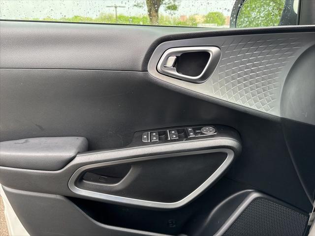 used 2024 Kia Soul car, priced at $17,916