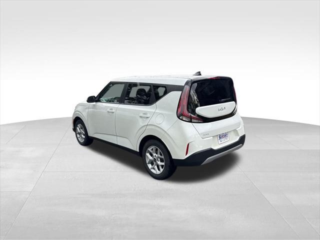 used 2024 Kia Soul car, priced at $17,916