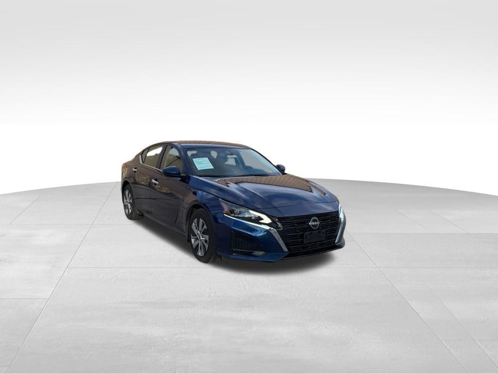 used 2023 Nissan Altima car, priced at $17,300