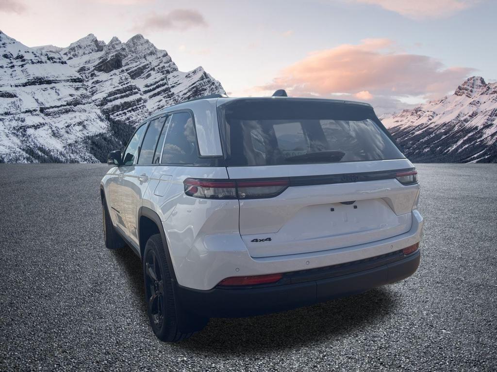 new 2025 Jeep Grand Cherokee car, priced at $48,205