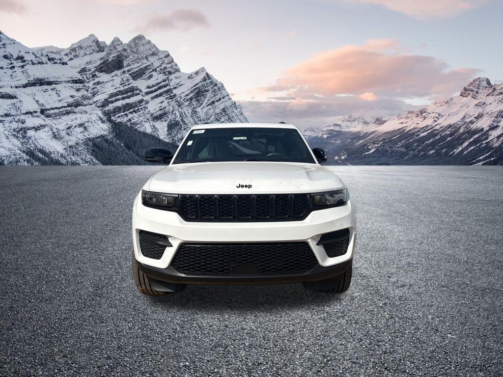 new 2025 Jeep Grand Cherokee car, priced at $48,205