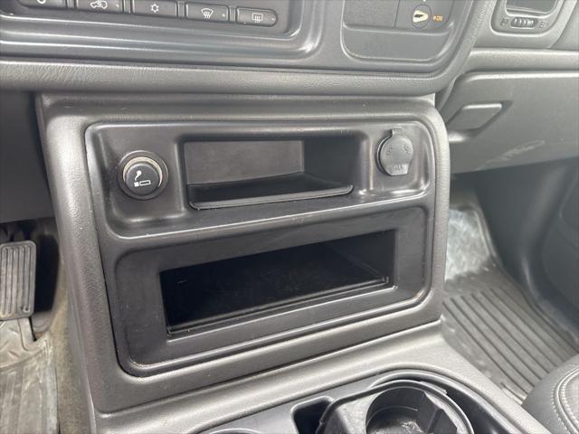 used 2005 Chevrolet Silverado 2500 car, priced at $6,000