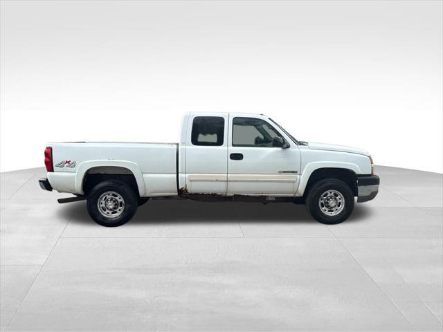 used 2005 Chevrolet Silverado 2500 car, priced at $6,000