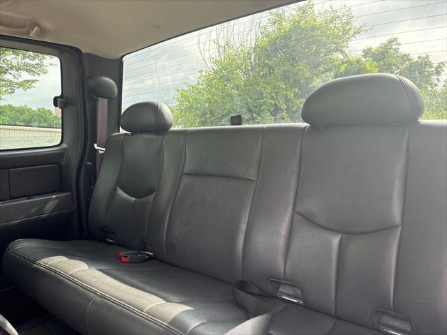 used 2005 Chevrolet Silverado 2500 car, priced at $6,000