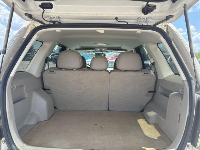 used 2010 Mercury Mariner car, priced at $2,999