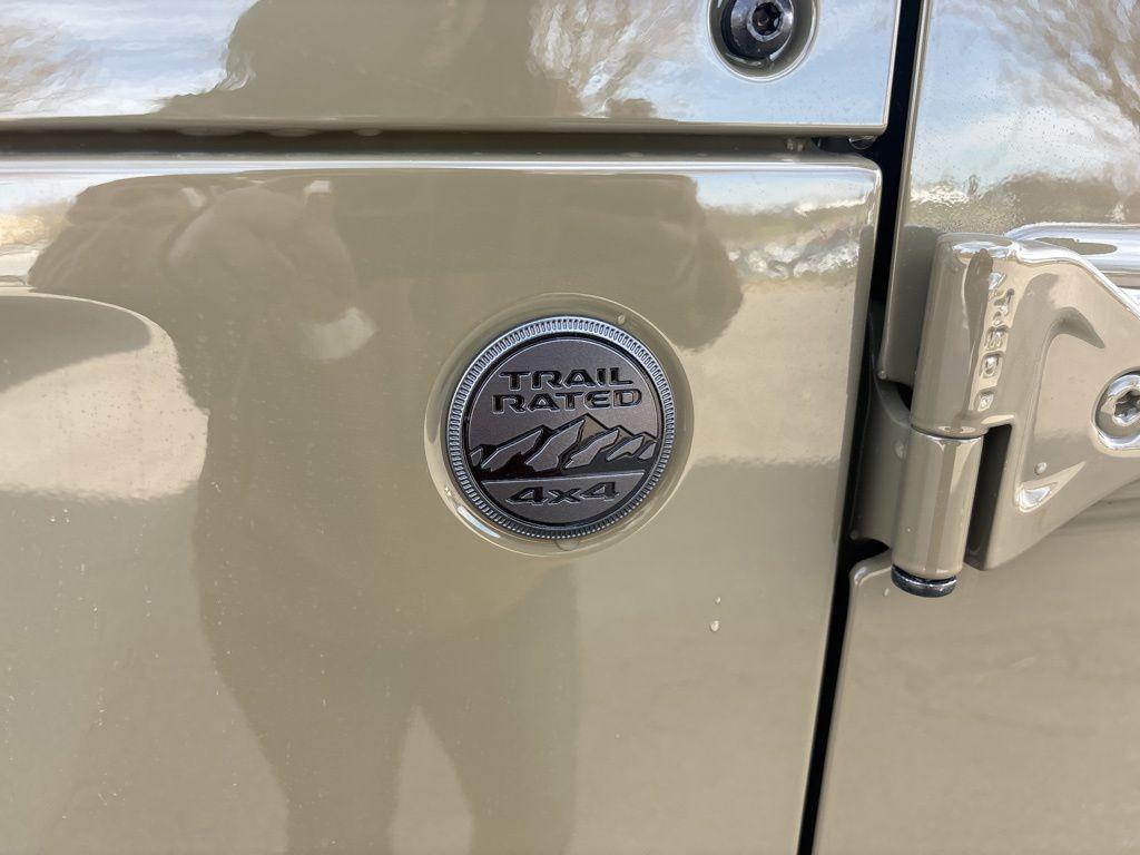 new 2025 Jeep Wrangler car, priced at $35,227