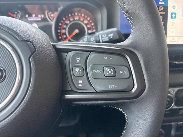 new 2025 Jeep Wrangler car, priced at $36,727