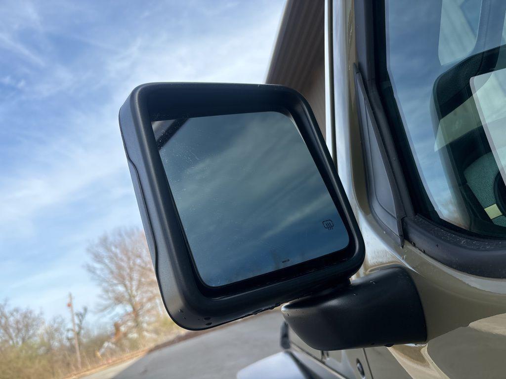new 2025 Jeep Wrangler car, priced at $35,227