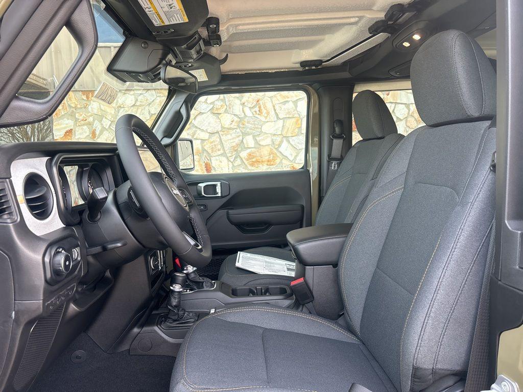 new 2025 Jeep Wrangler car, priced at $35,227
