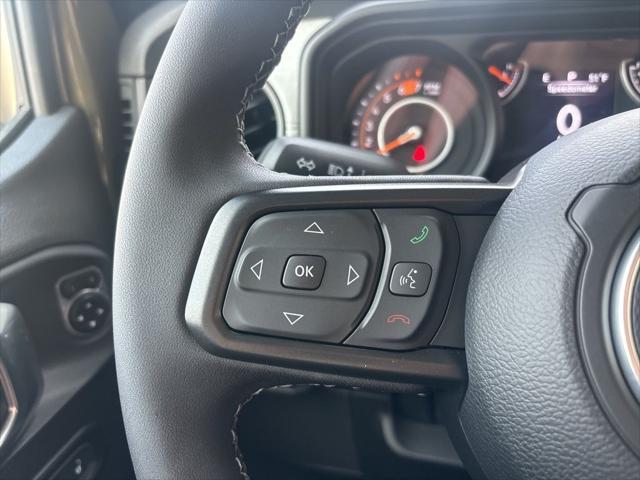 new 2025 Jeep Wrangler car, priced at $36,727