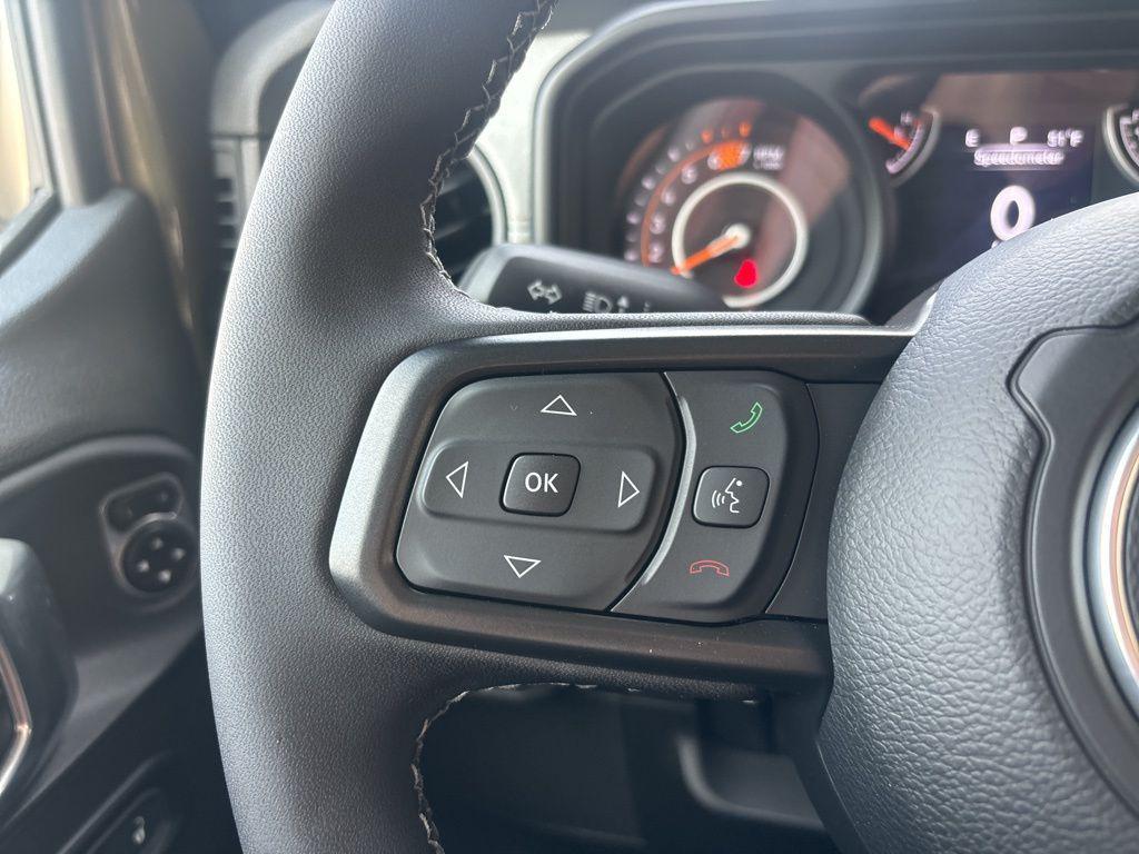new 2025 Jeep Wrangler car, priced at $35,227