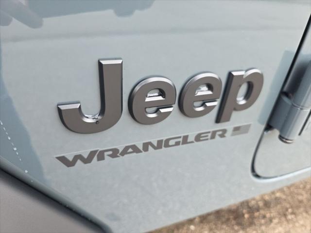 new 2025 Jeep Wrangler car, priced at $35,227