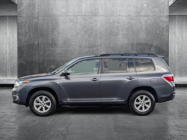 used 2013 Toyota Highlander car, priced at $14,995