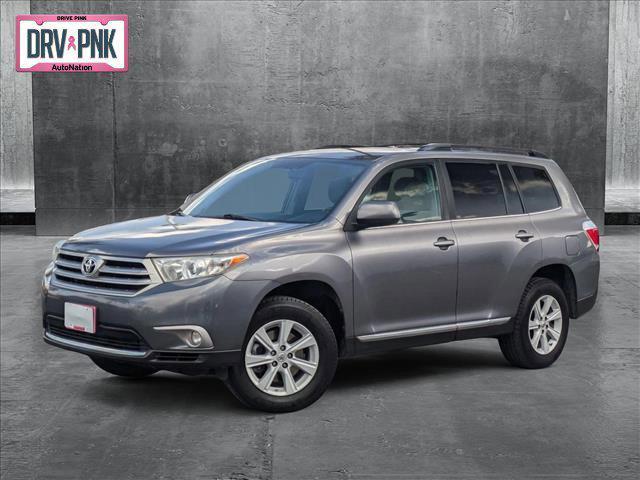 used 2013 Toyota Highlander car, priced at $14,995