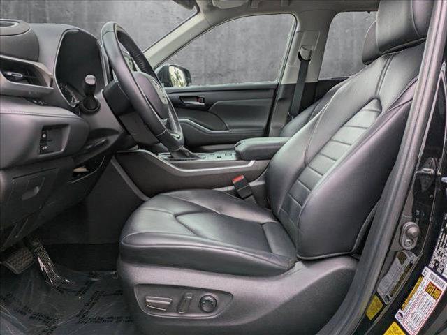 used 2022 Toyota Highlander car, priced at $36,000