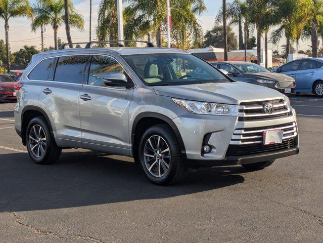 used 2017 Toyota Highlander car, priced at $26,995