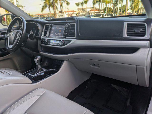 used 2017 Toyota Highlander car, priced at $26,995