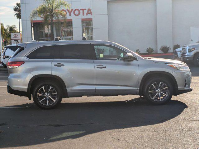 used 2017 Toyota Highlander car, priced at $26,995