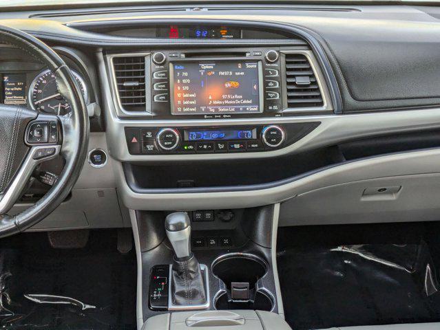 used 2017 Toyota Highlander car, priced at $26,995