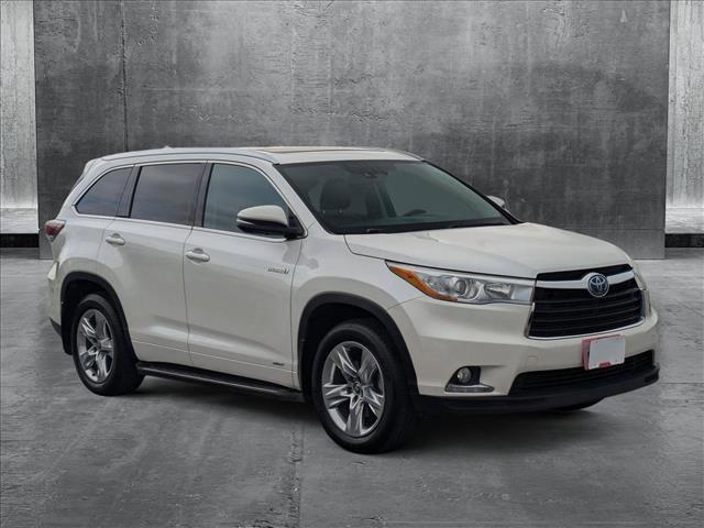 used 2016 Toyota Highlander Hybrid car, priced at $23,991