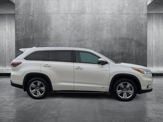 used 2016 Toyota Highlander Hybrid car, priced at $23,991