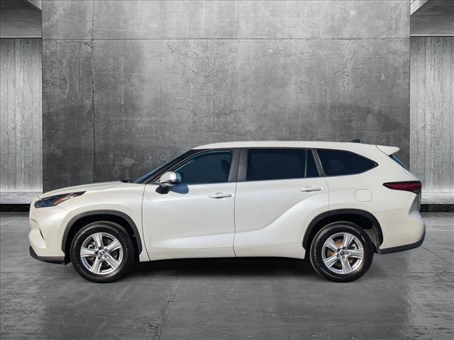 used 2023 Toyota Highlander car, priced at $34,995