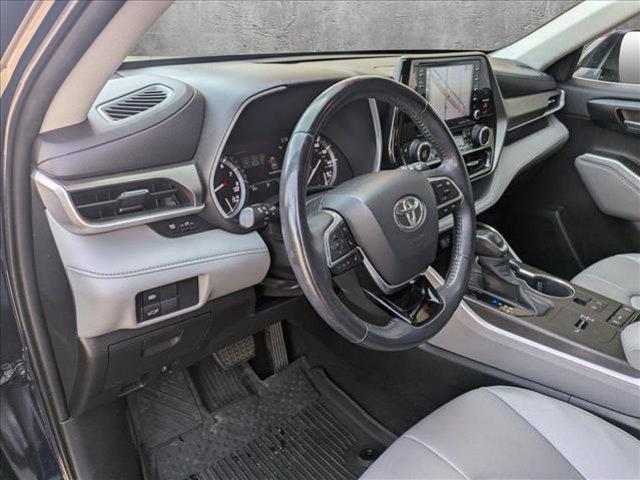 used 2020 Toyota Highlander car, priced at $34,495