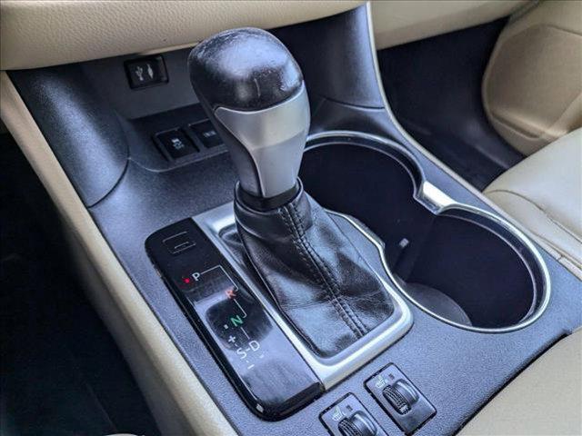 used 2014 Toyota Highlander car, priced at $15,500